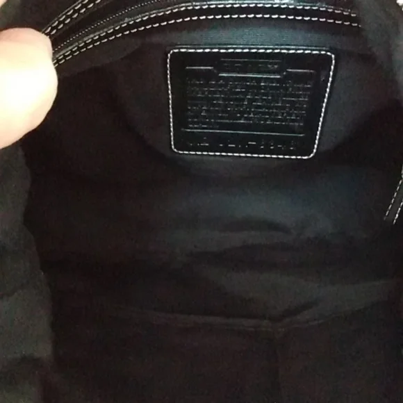Authentic Coach Shoulder Bag - Picture 13 of 13